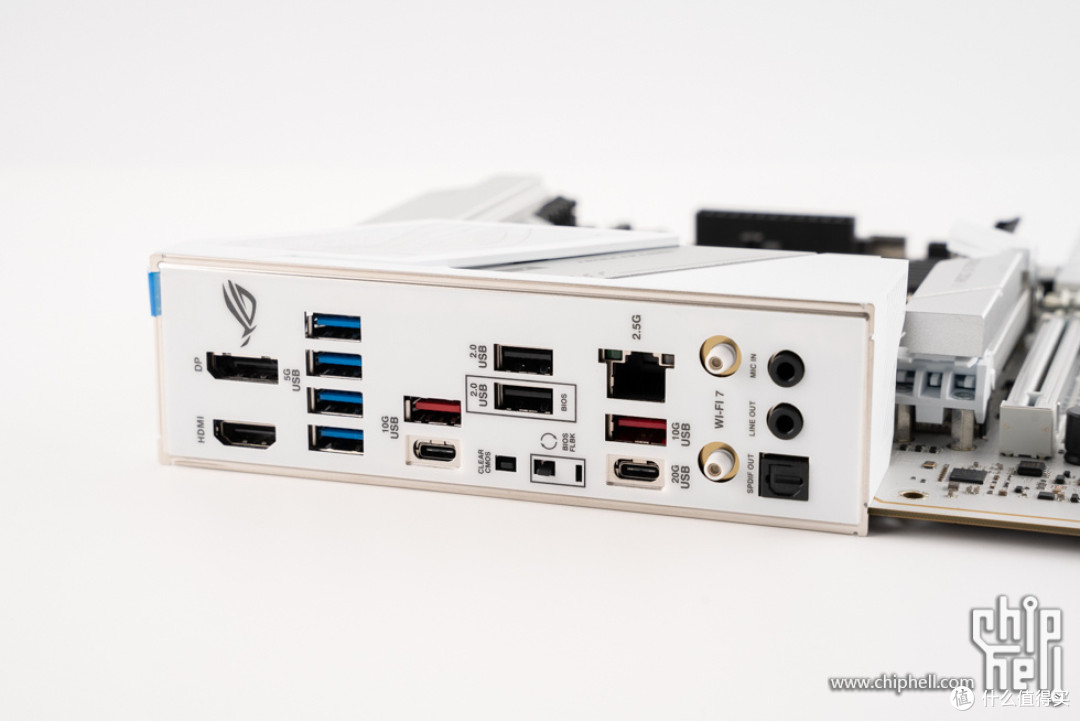 纯白风冷主机，分形工艺 Epoch + ROG B850-A + 华硕 TX 5070