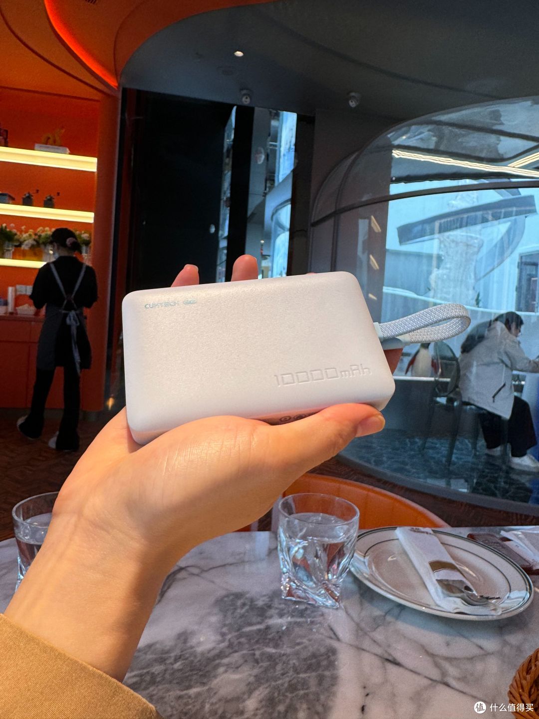 什么样的充电宝能成为二胎职场妈妈的生活好搭子