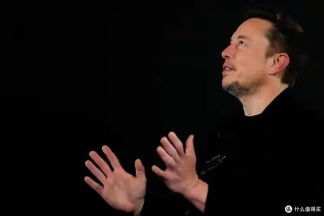 特斯拉FSD翻车!闯红灯还撞车,美国查288万辆,中国版丝毫不慌