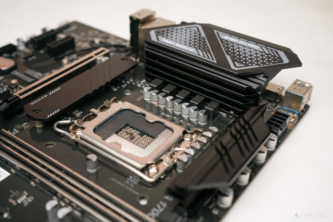 经典RPG续作《无主之地4》,用艾尔莎BOWMID B760 PRO D4轻松畅玩