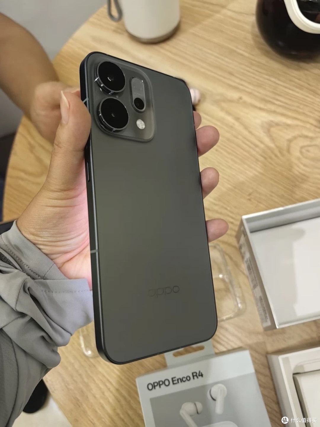 OPPO Reno14:颜值与AI功能兼备