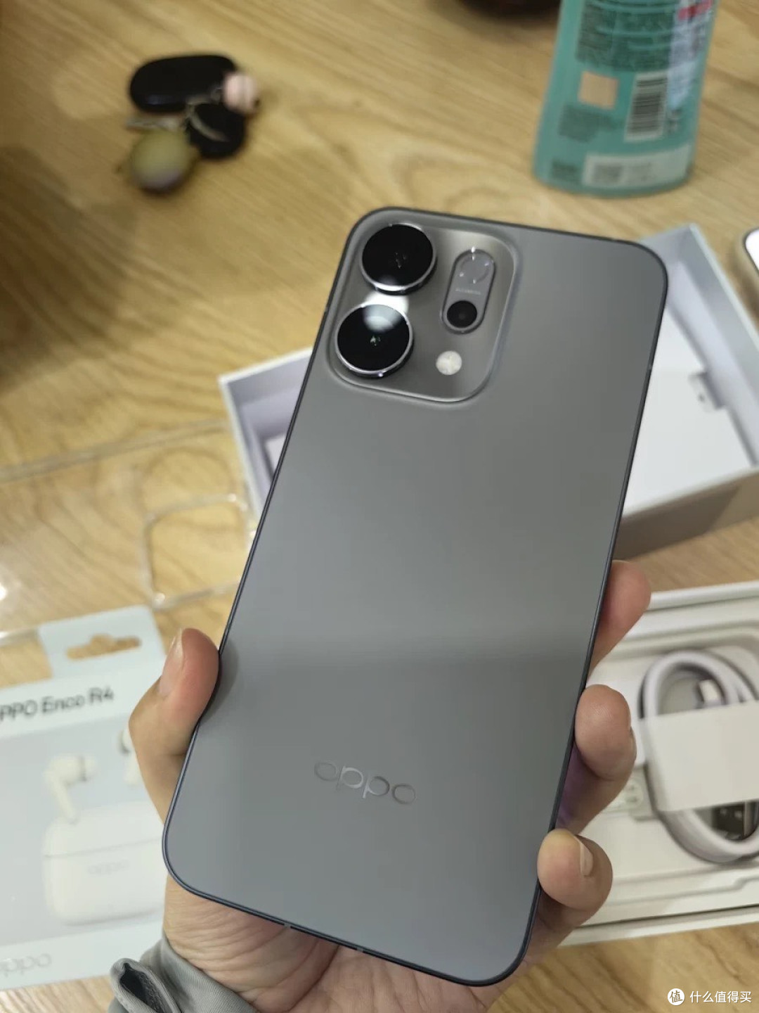 OPPO Reno14:颜值与AI功能兼备