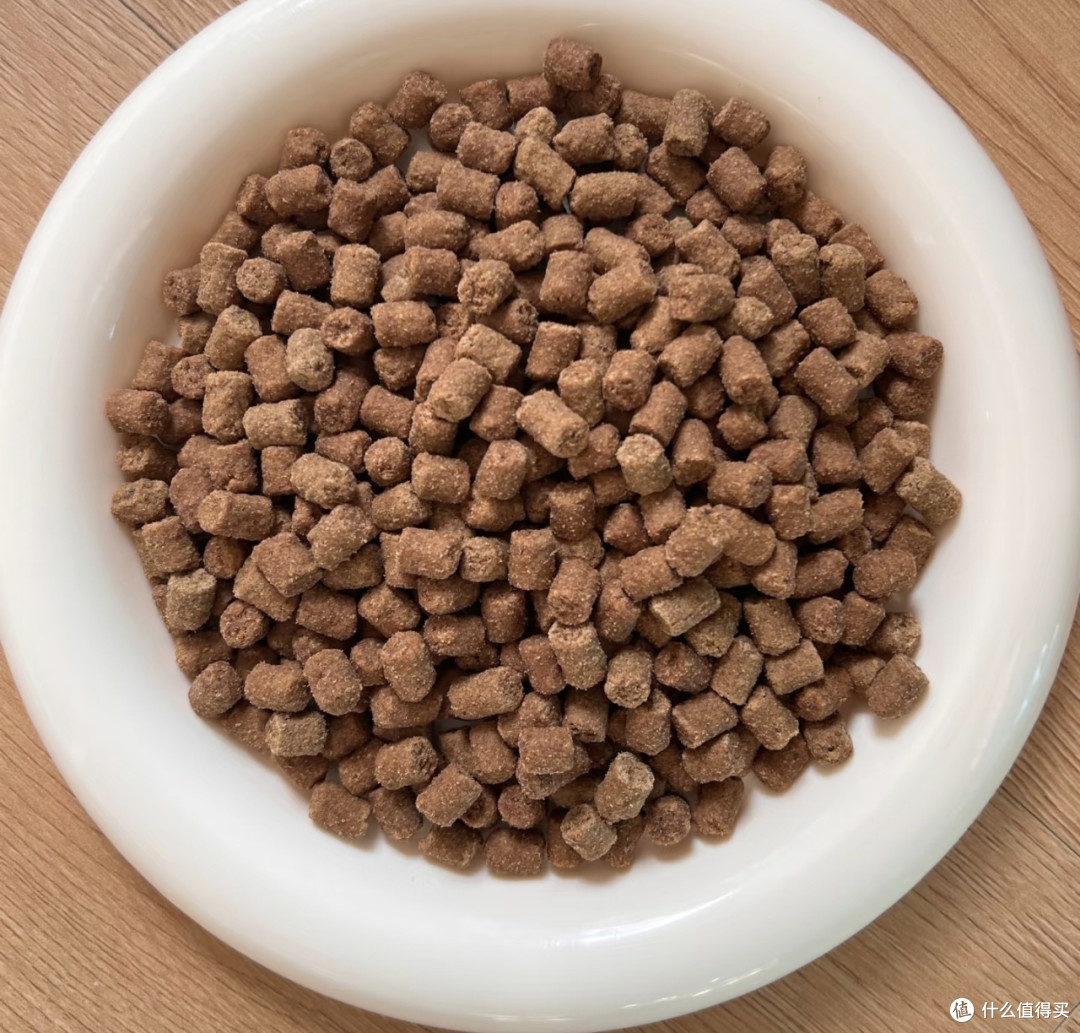高爷家鲜蒸猫粮解决挑食问题
