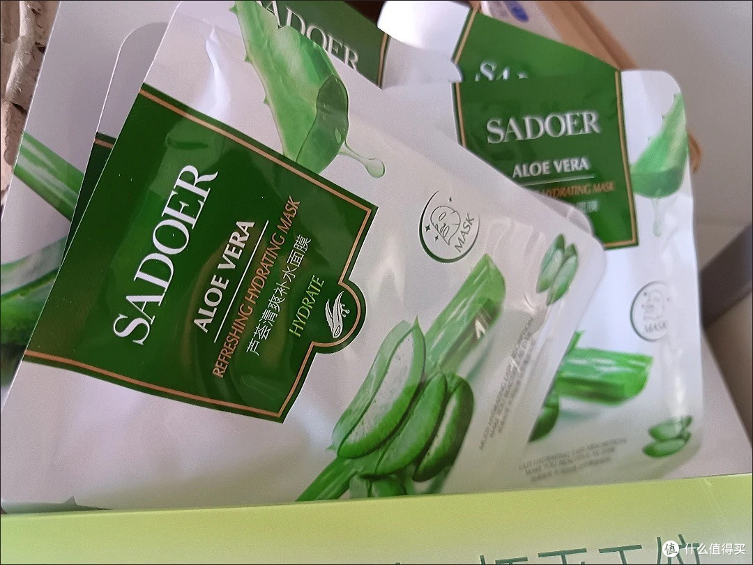 百雀羚草本精粹水乳套装:国货老品牌的补水安全感