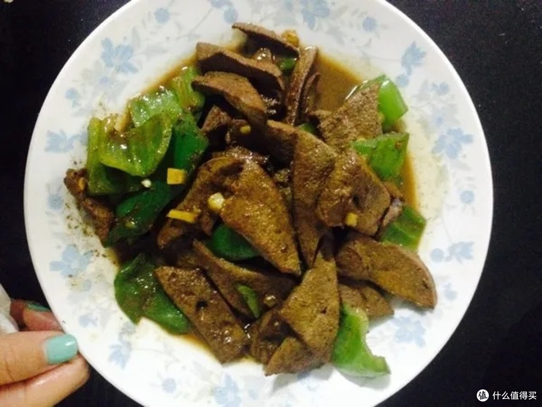 好吃喝:家常凉拌苦瓜与爆炒猪肝
