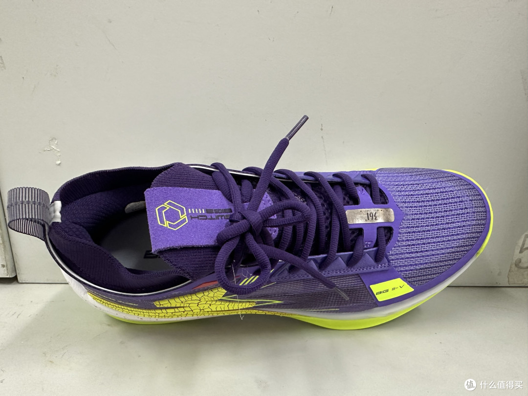 361度 Big3 5.0 Pro 性价比超高的养生篮球鞋