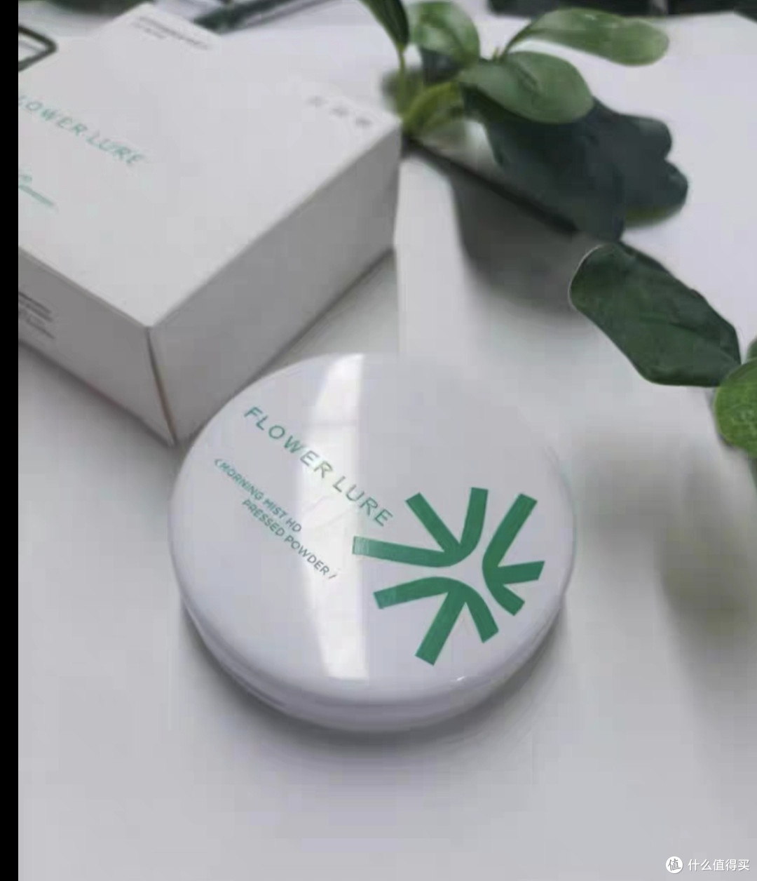 花间颂粉饼：全肤质适配的底妆