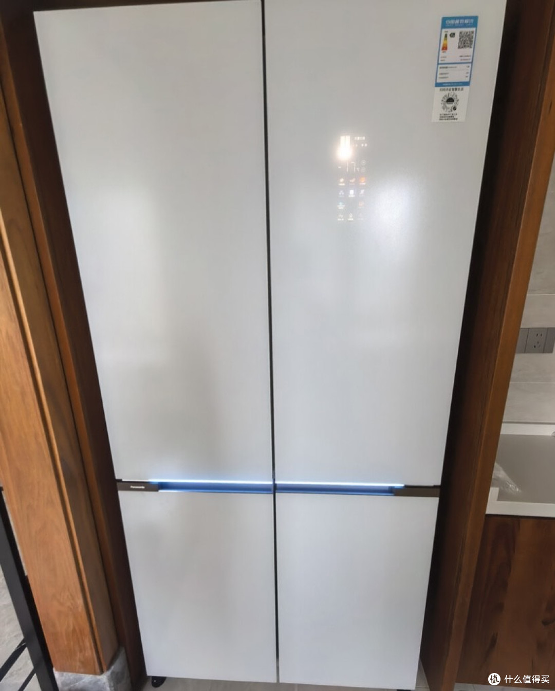 松下挪威海冰箱:700L大容量全嵌入设计