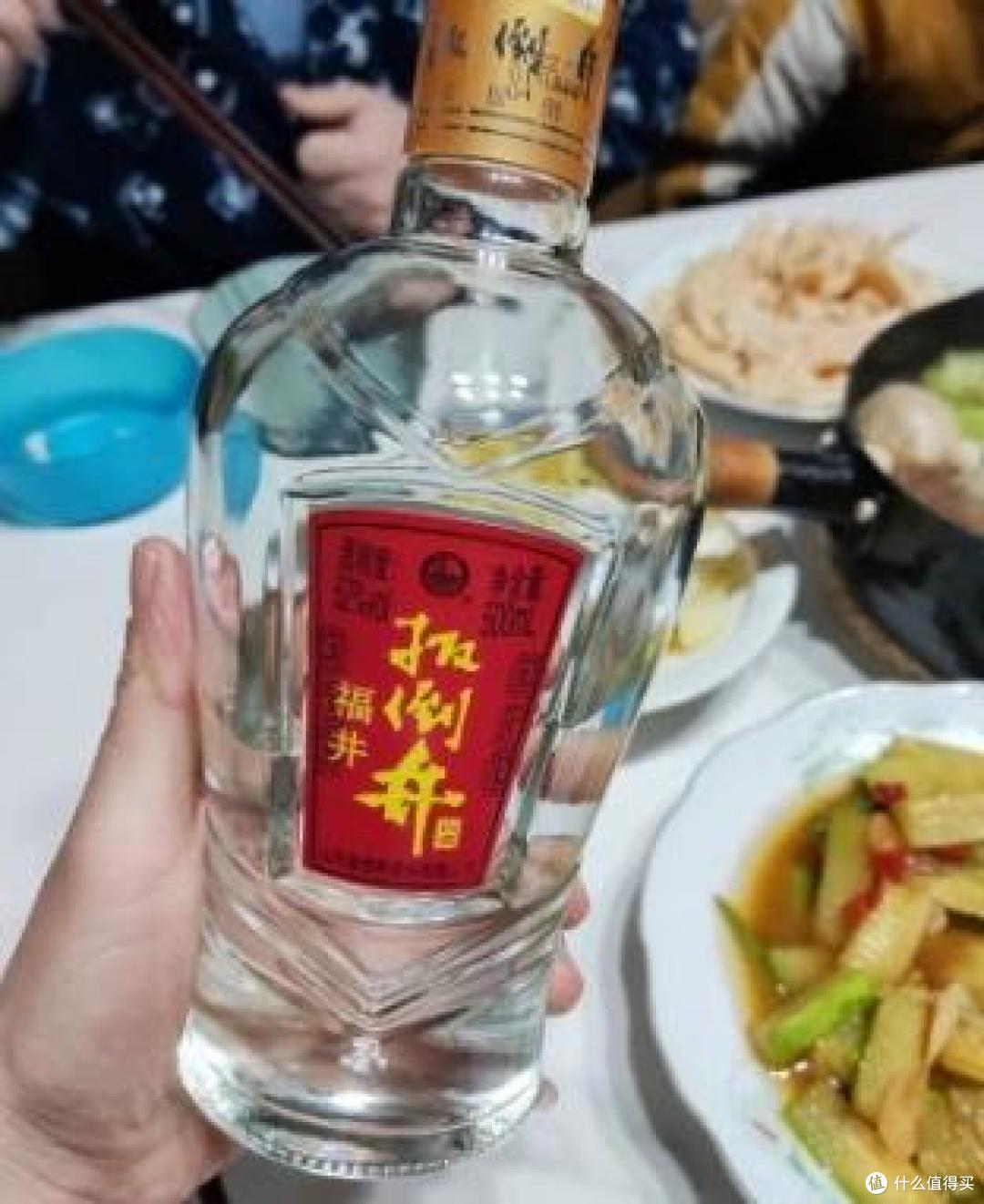 速看!这6款百元内“口粮酒”,性价比超高,很多老酒友整箱囤