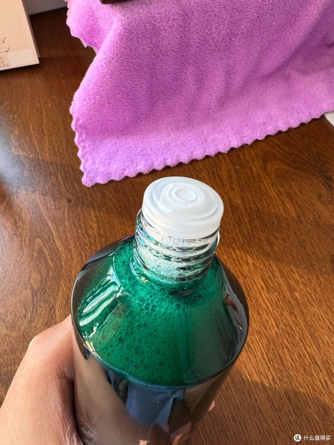 赫莲娜新肌水：精华前的理想选择