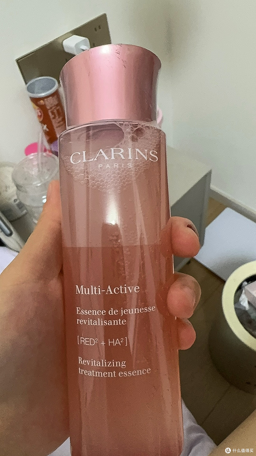 娇韵诗精华水:温和保湿不粘腻