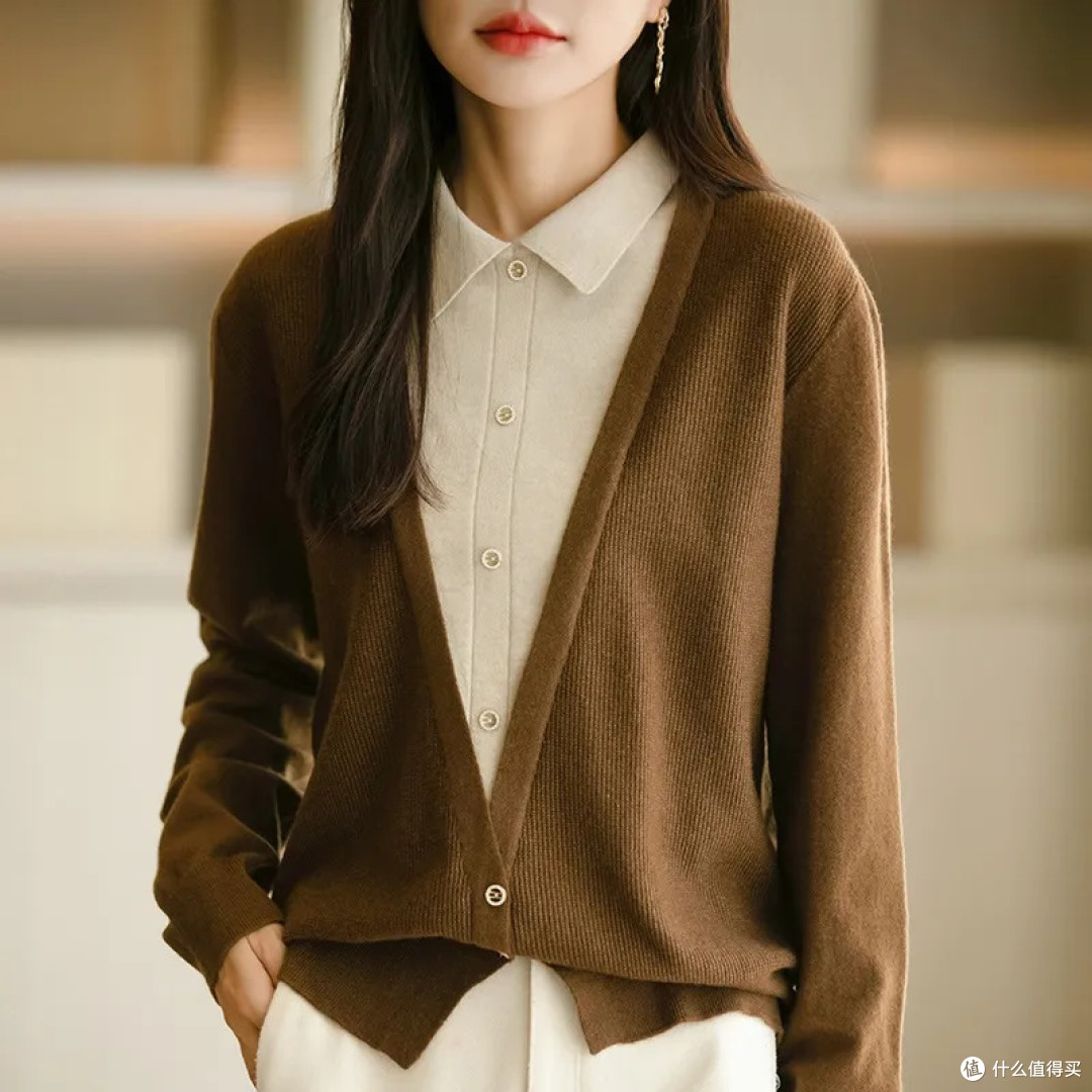 小个子姐妹秋冬翻领针织衫穿搭