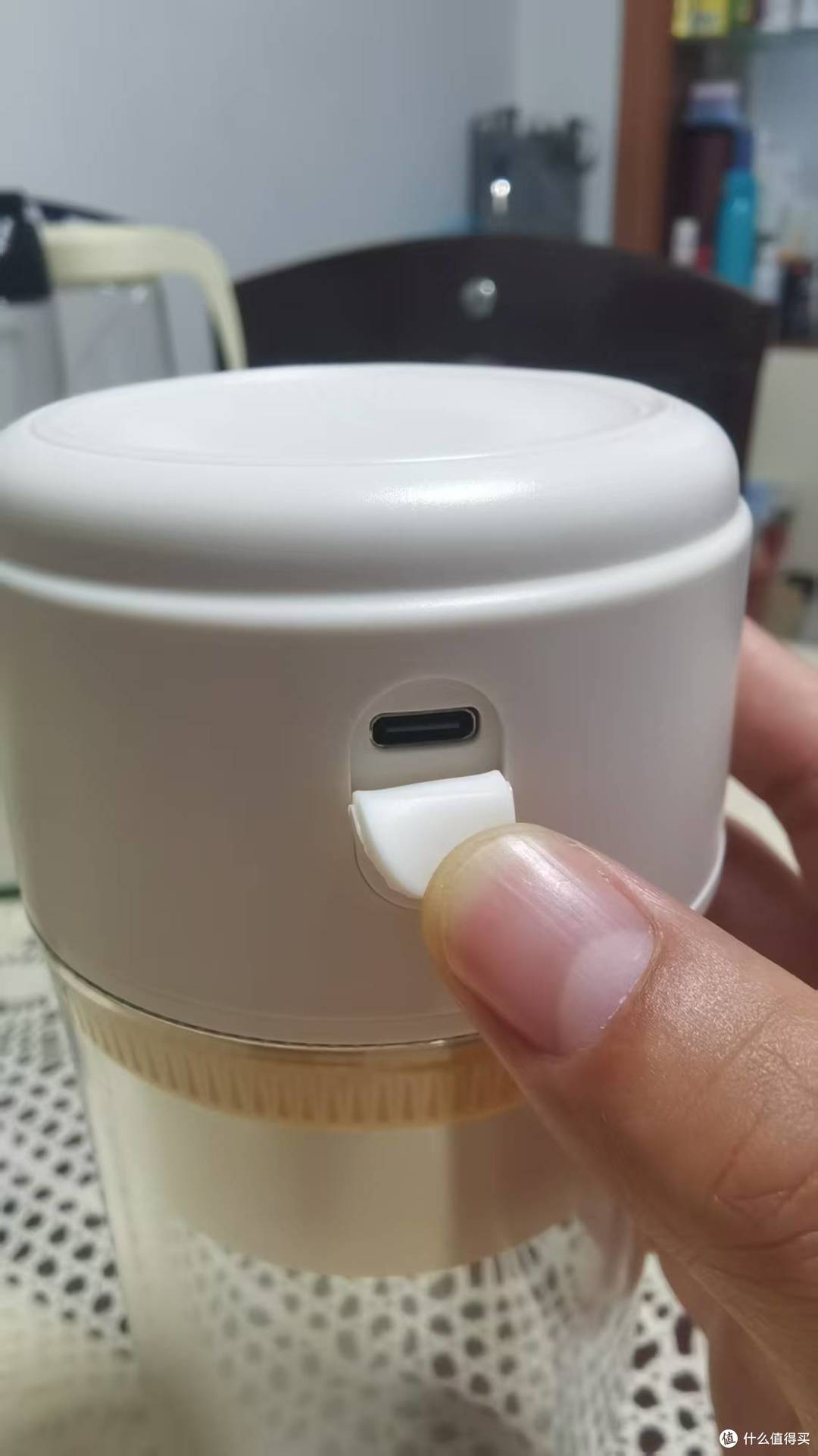 都市生活的灵动注脚:苏泊尔JC600充电随行果汁杯深度体验报告
