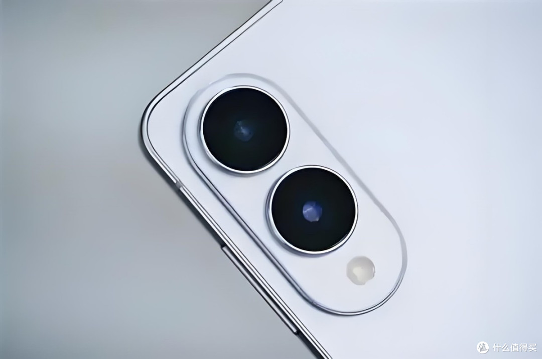 三星发力,2K+2亿像素加持比iPhone Air还轻薄,价格却便宜3746元