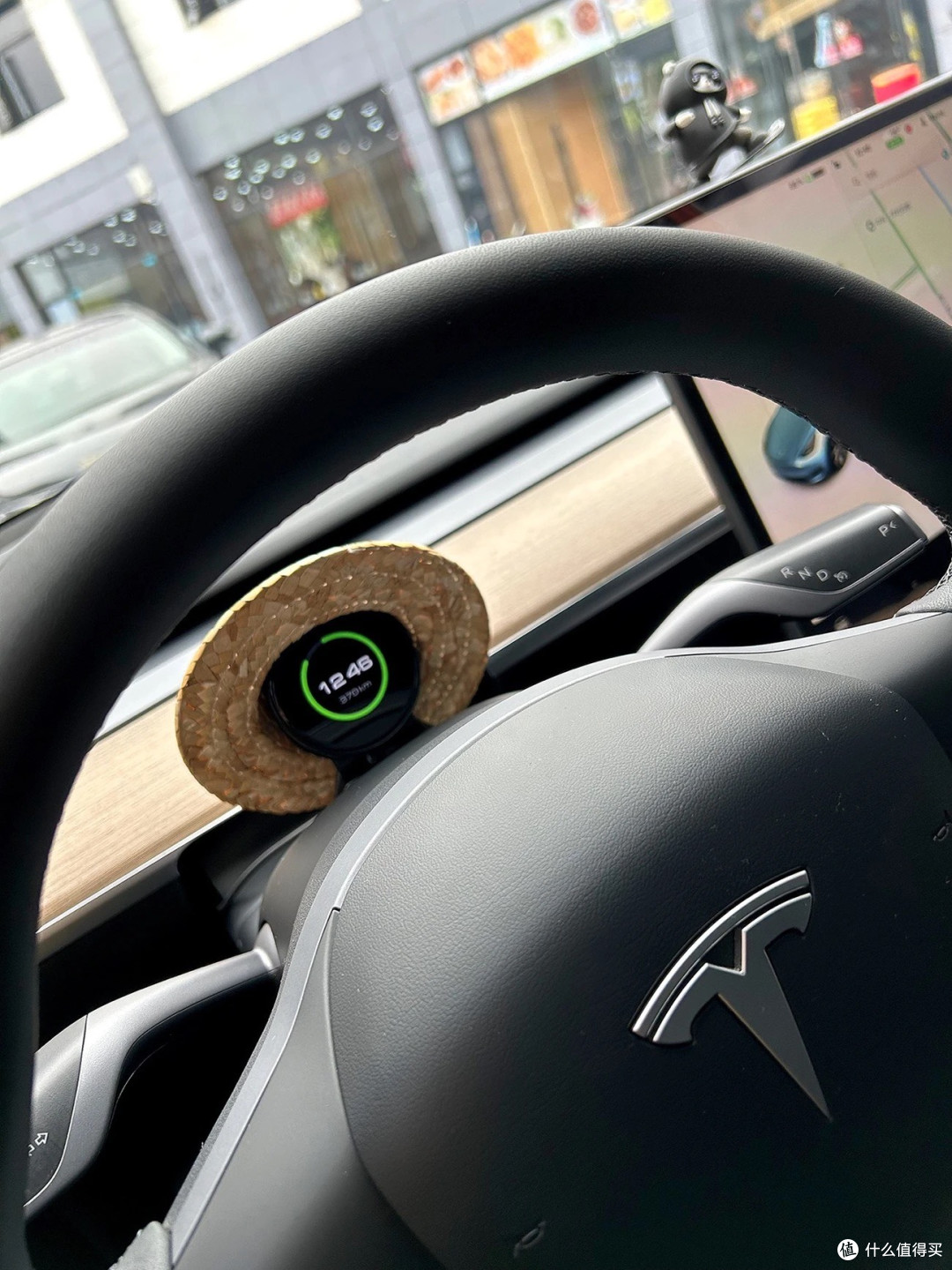 Model 3后驱版:智能出行入门