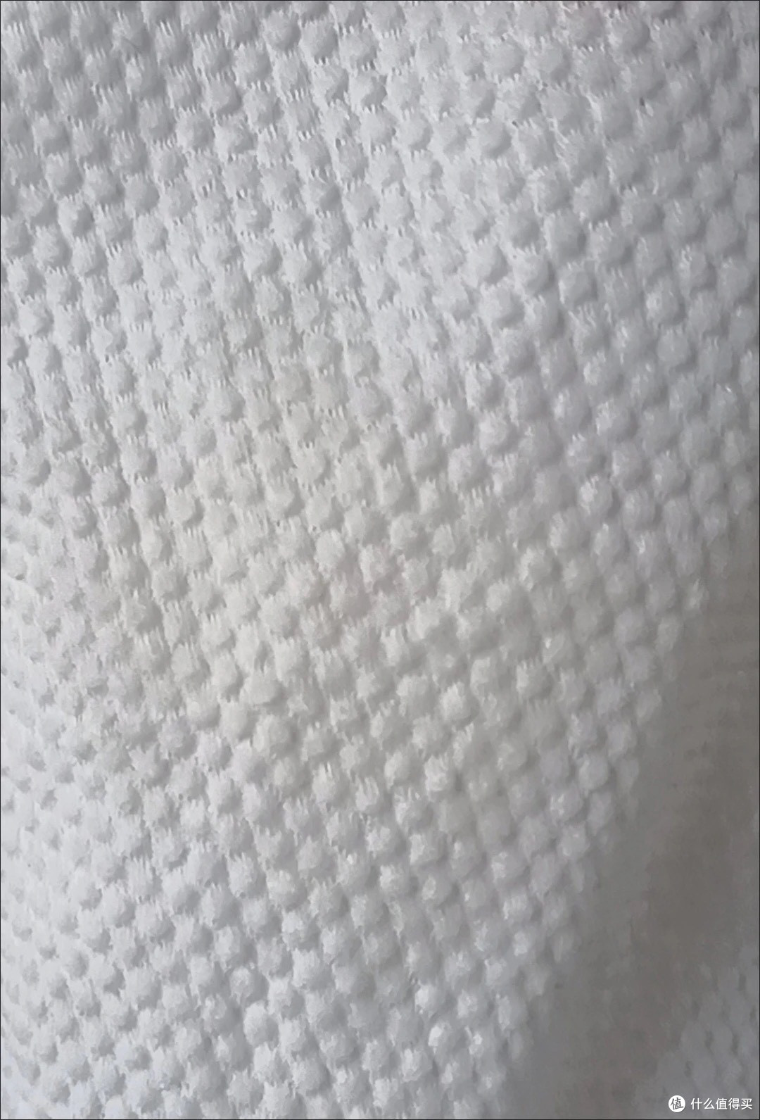 洗脸巾暗藏化学残留:皮肤健康的隐形杀手
