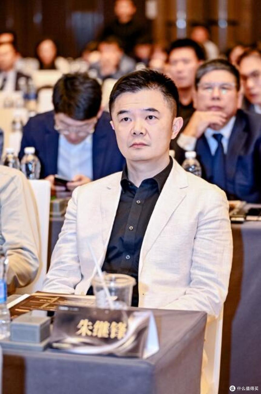 武汉美莱朱继锋院长“零感舒适脂雕”成日间手术新趋势