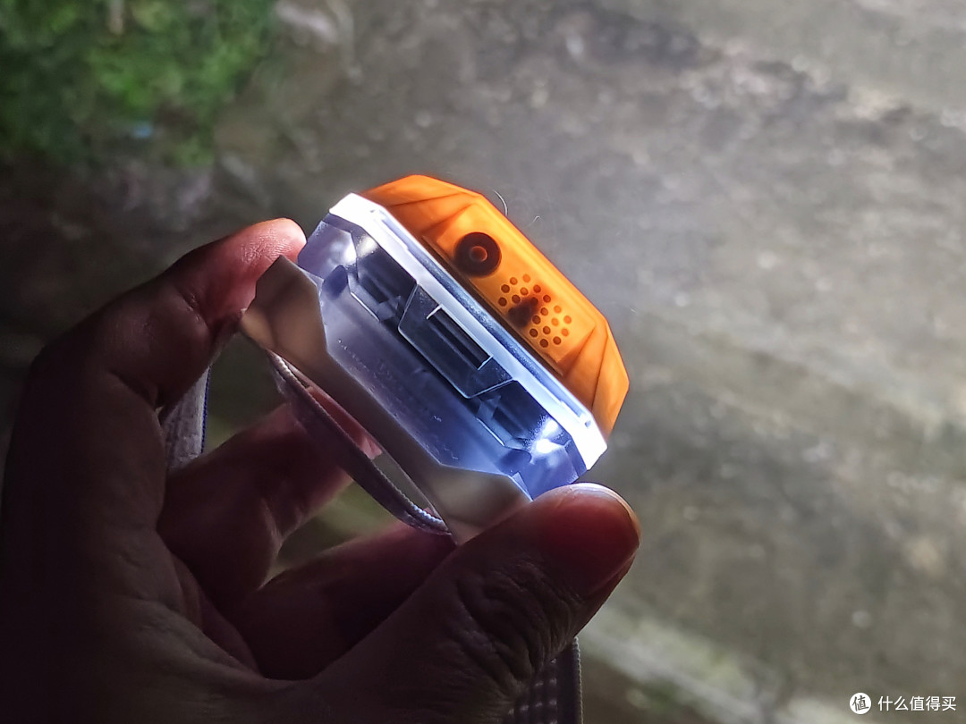 轻便硬核更多能!务本H4便携头灯体验