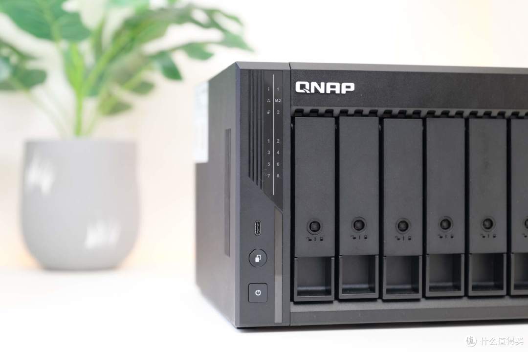 威联通TS-462C升级Qu805体验:3000多元8盘位的新旗舰NAS可真香