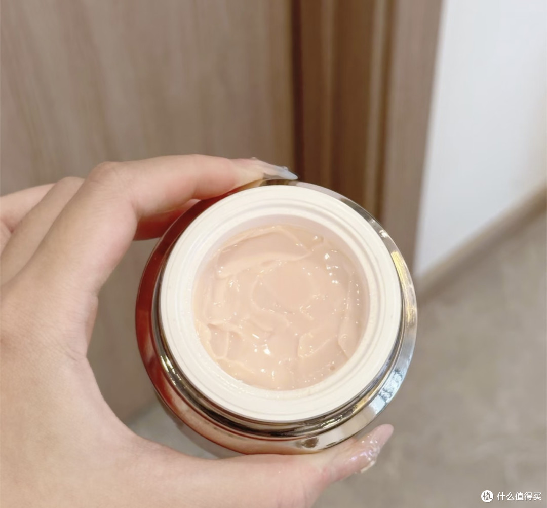 兰蔻菁纯面霜:熬夜肌的救星
