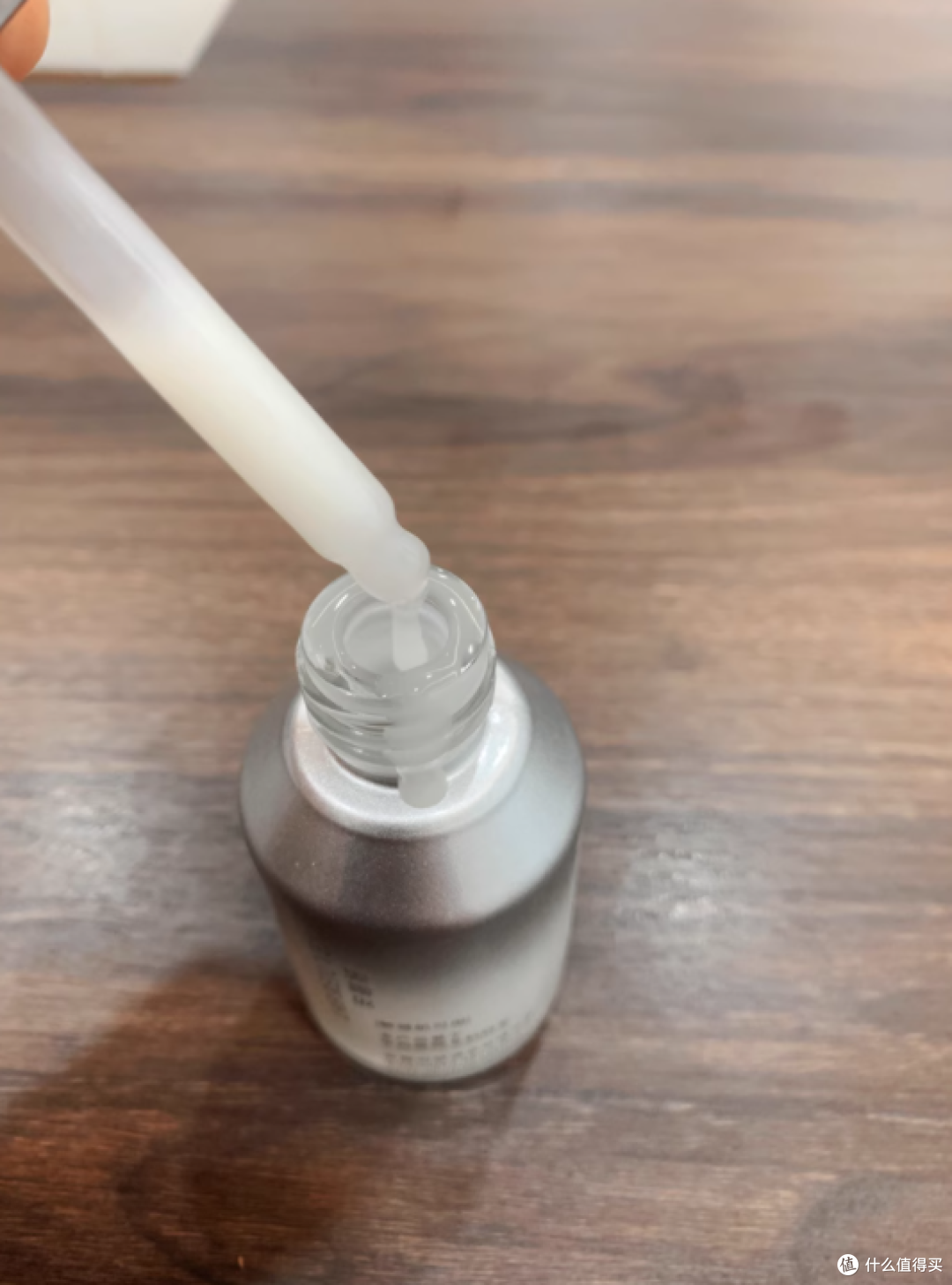 被追问 N 次的抗老精华!安碧妍这瓶把胶原感焊在脸上
