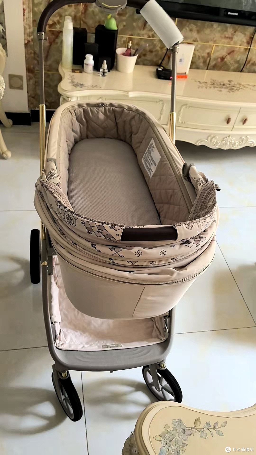 哈卡达 188pro+婴儿车,大车轮避震设计确保宝宝舒适出行