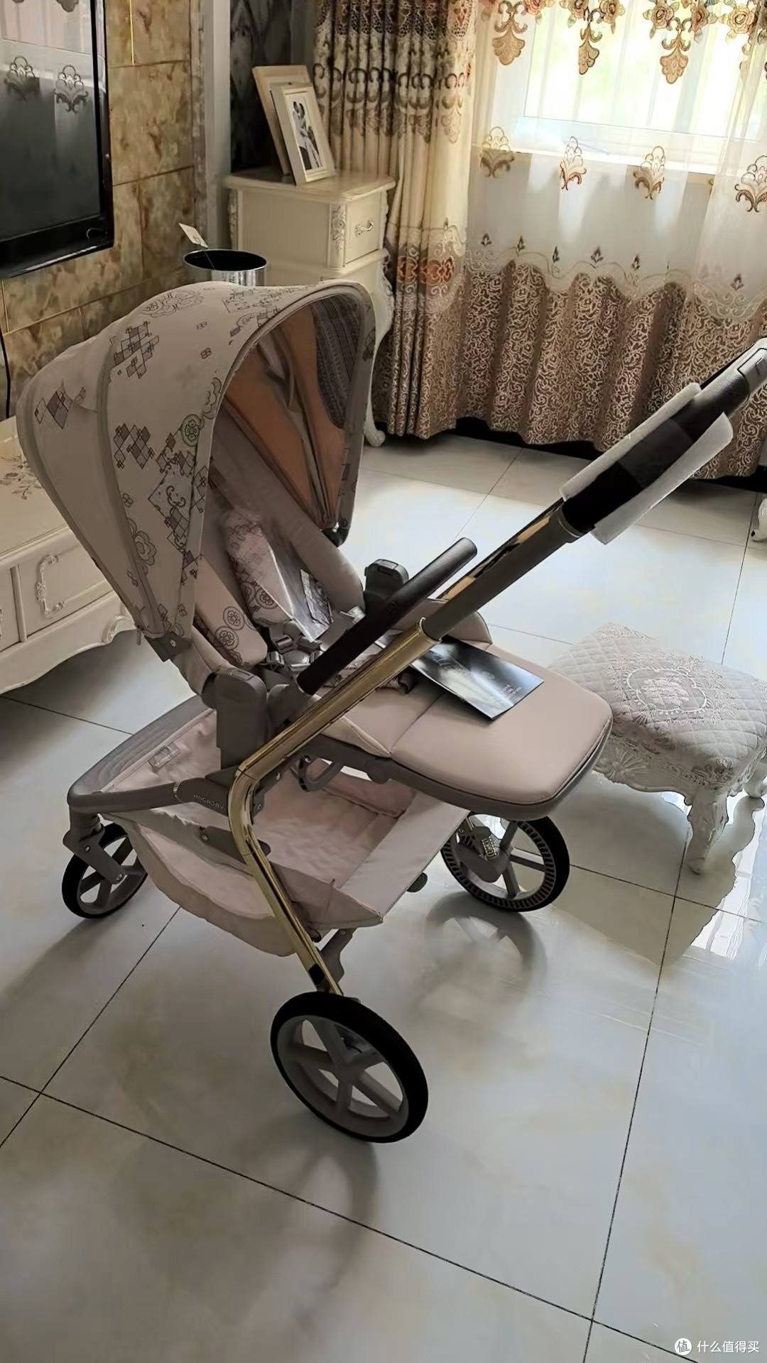 哈卡达 188pro+婴儿车,大车轮避震设计确保宝宝舒适出行