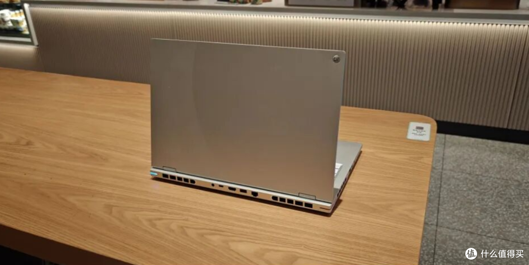 轻薄本也能狂飙！七彩虹 iGame M16 i7 版：200W 性能 还能享国补