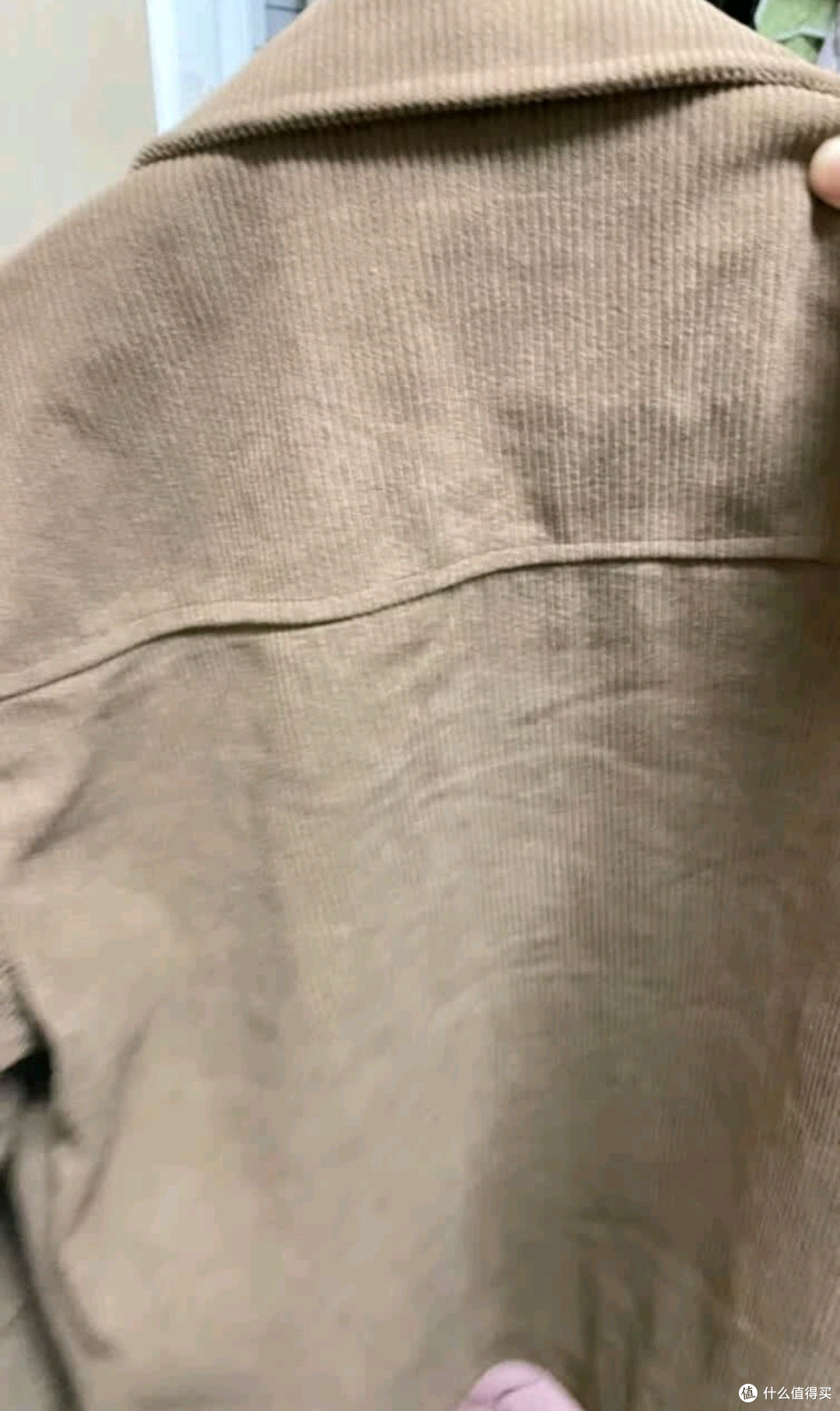 秋风起时穿罗蒙灯芯绒夹克,有型又暖太合适