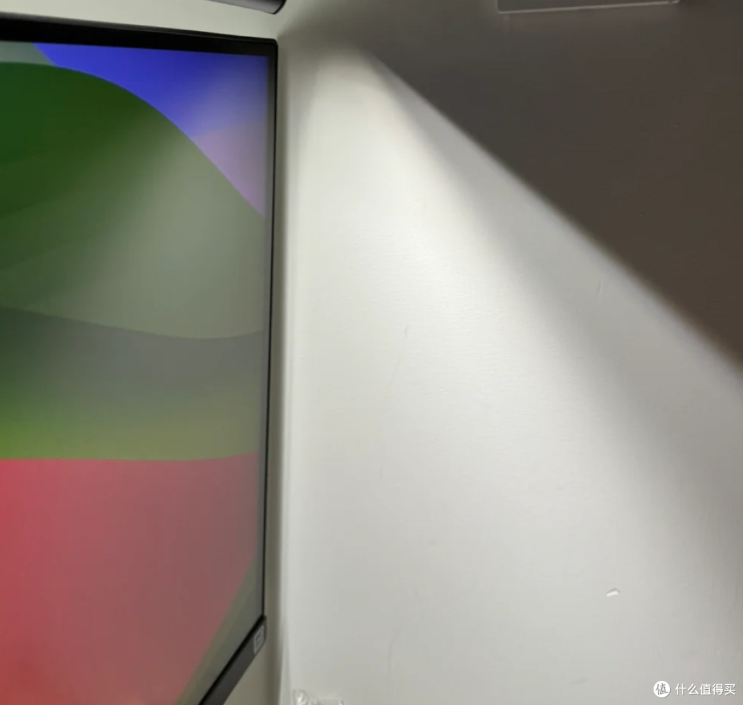 深夜游戏不酸眼！明基 ScreenBar Halo2 首创黑科技营造沉浸氛围