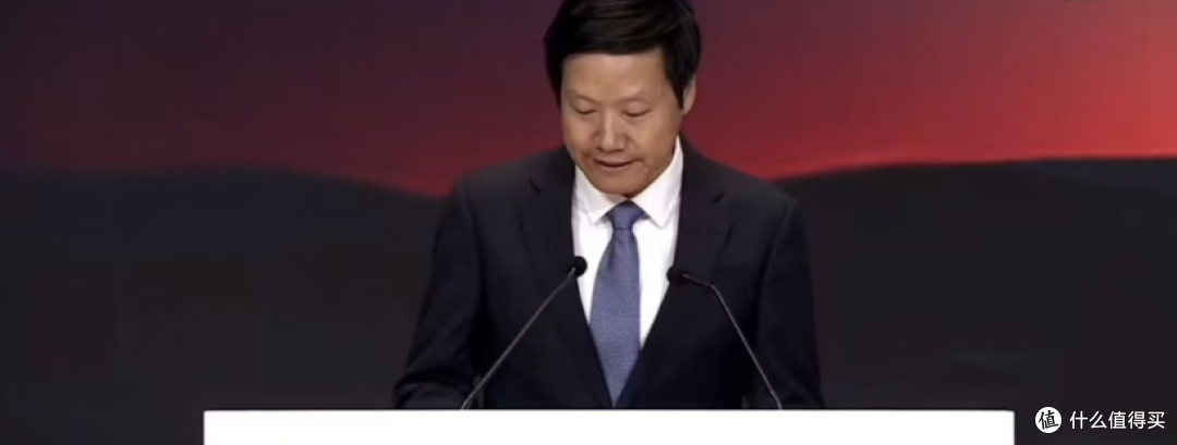 雷军最新演讲致敬理想:汽车安全是基础,共同抵制黑公关