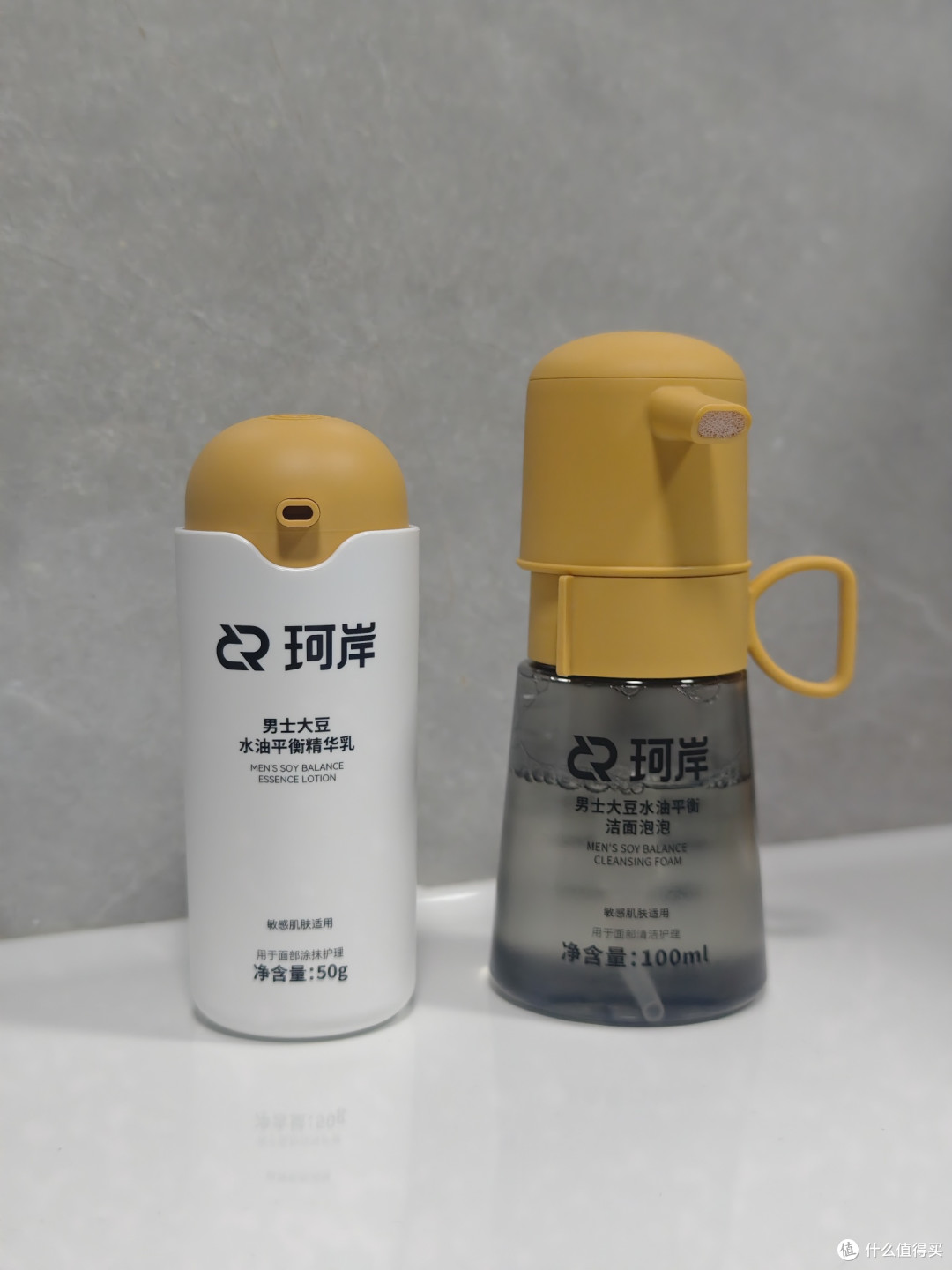 珂岸小喷菇干洗洁面泡泡和小喷菇精华液会呵护我冬天脸部肌肤细腻