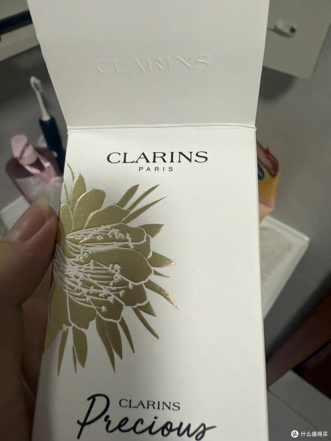 娇韵诗至臻适合各种肤质的精华水