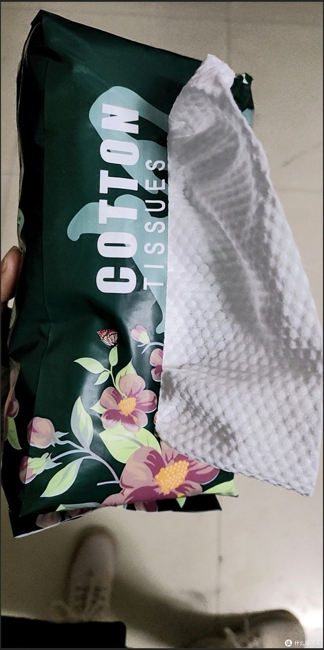 洗脸巾暗藏化学残留:隐形风险需警惕