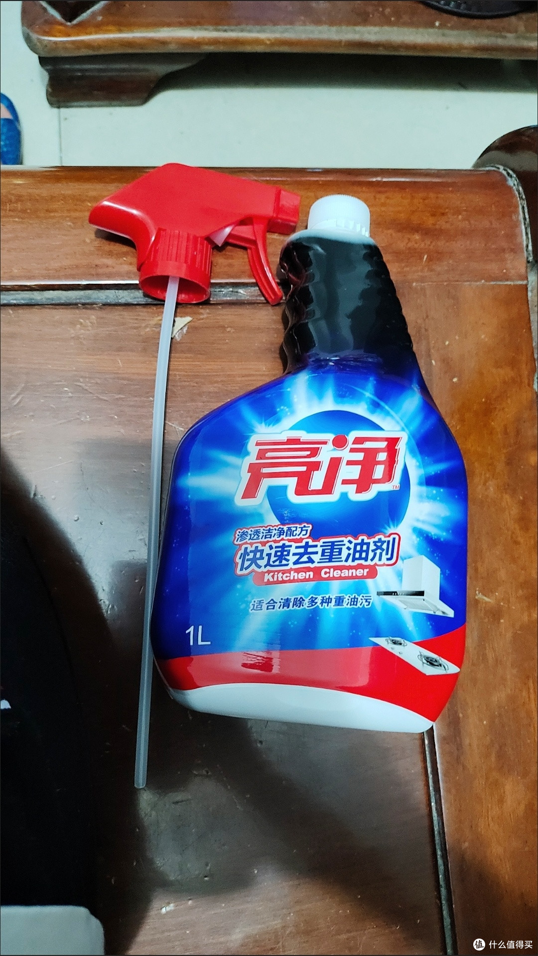 聚餐后清洁不用愁!快速清餐桌、去油污、餐具消毒技巧全分享