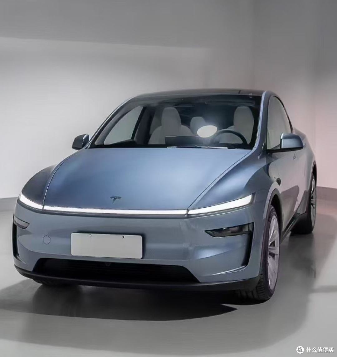 特斯拉搞“丐中丐”版，20万买标送车？国产电车笑而不语