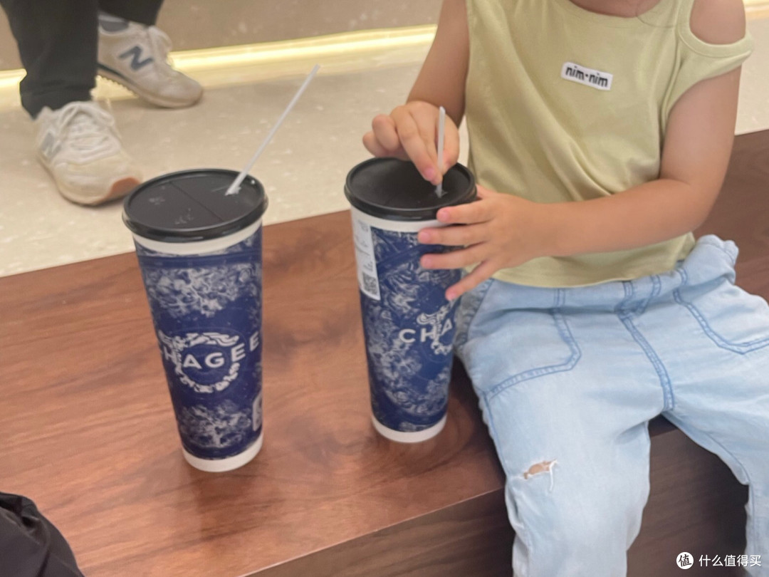 9块钱喝霸王茶姬还送抽奖?新店活动太有趣了!