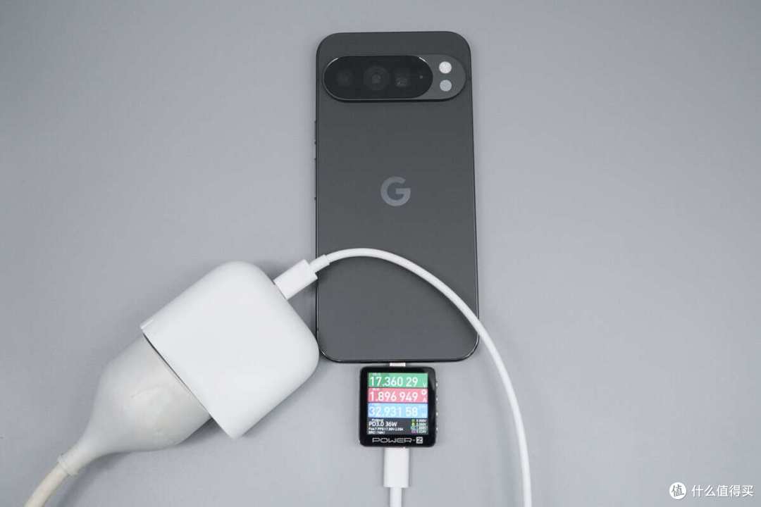 谷歌Pixel 10 Pro XL充电全解析:45W快充+Qi2.2磁吸无线新体验