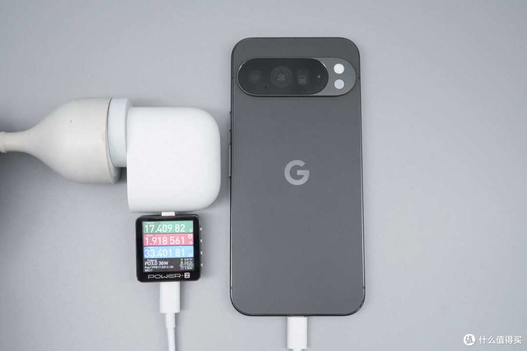 谷歌Pixel 10 Pro XL充电全解析:45W快充+Qi2.2磁吸无线新体验