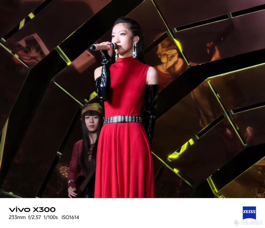 拍出电影感人像！vivo X300实拍出片超震撼