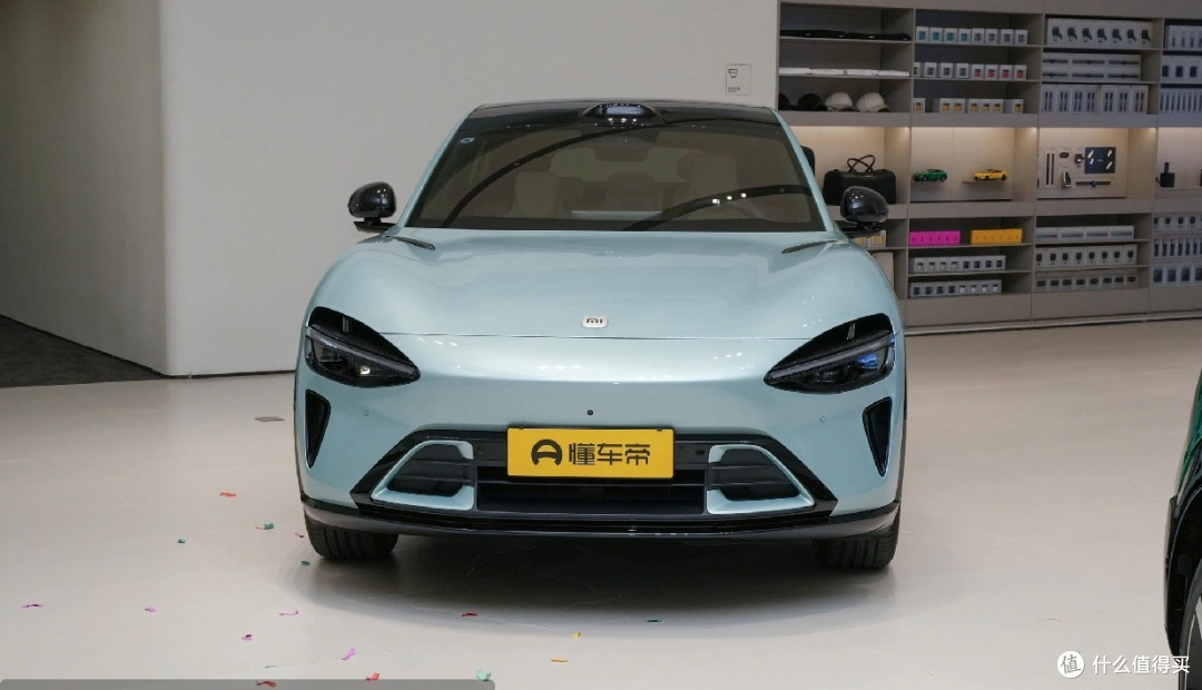 小米YU9:大型SUV,增程技术亮眼