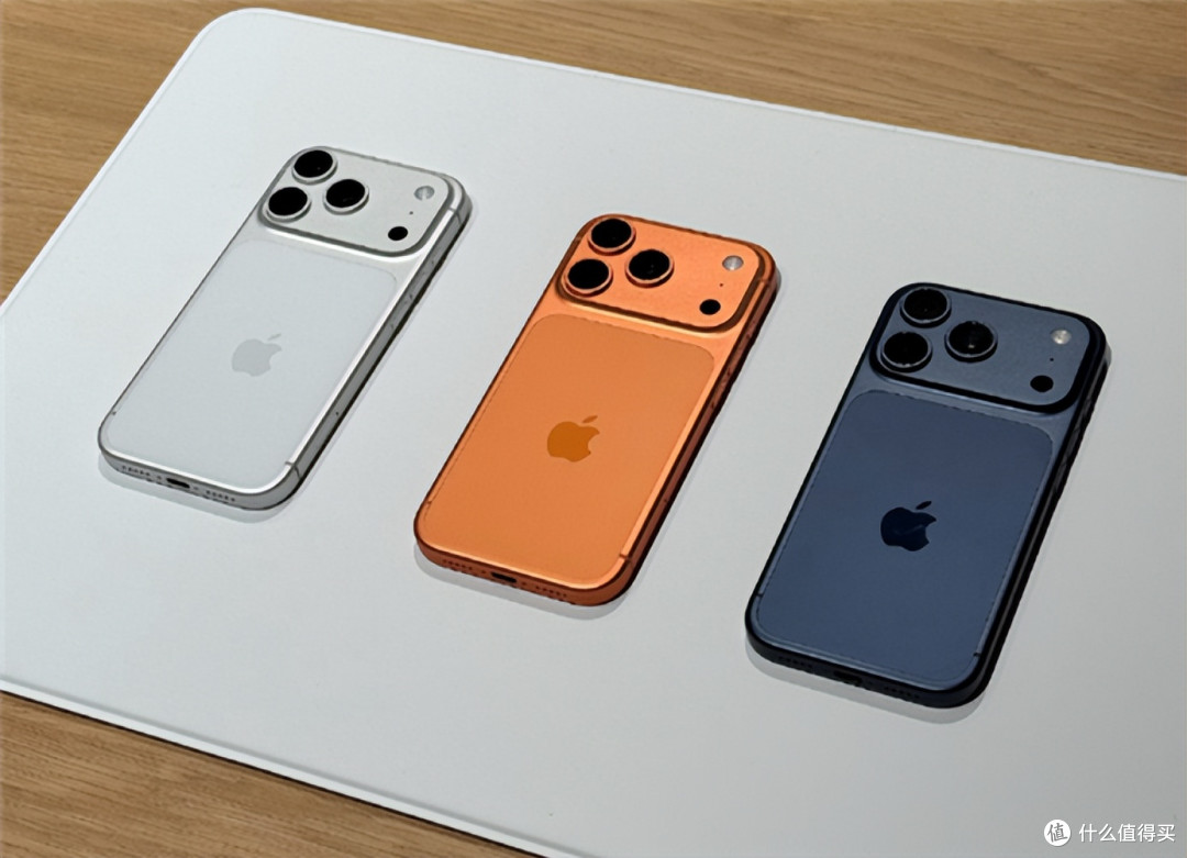 iPhone 17“加量不加价”:256GB仅5999元,苹果学会“听劝”了?