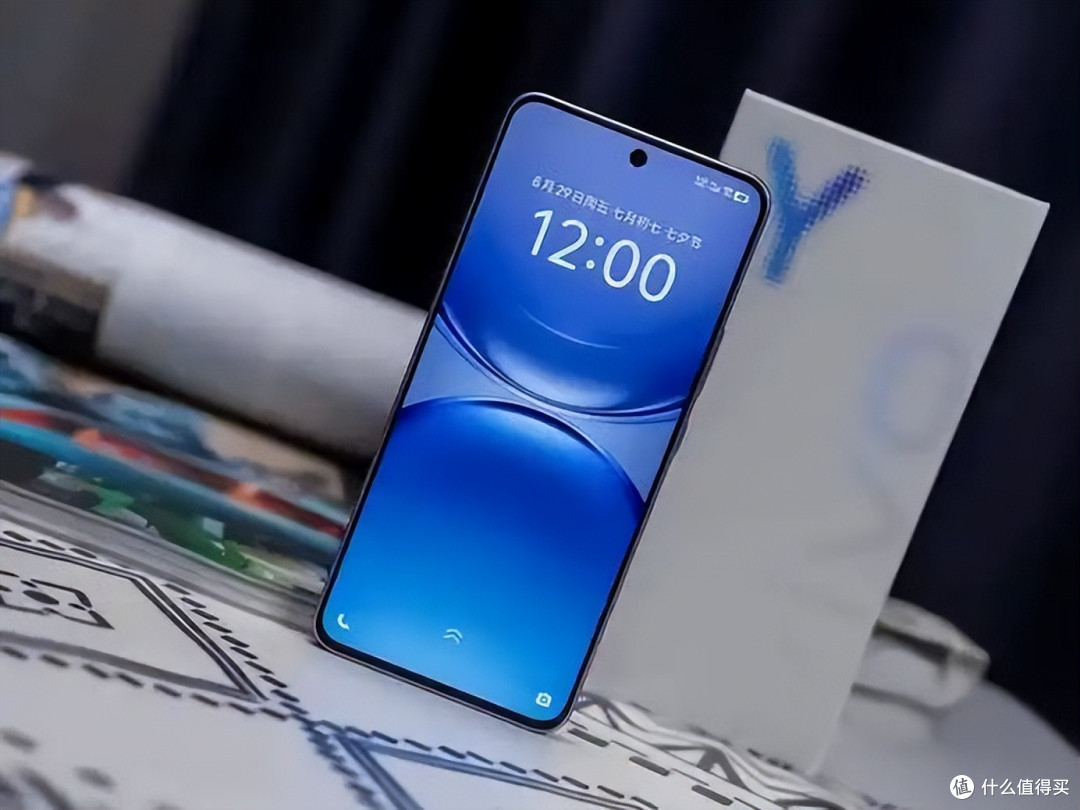 vivo Y500携8200mAh+IP69防水,千元机“卷”出旗舰体验,1349元