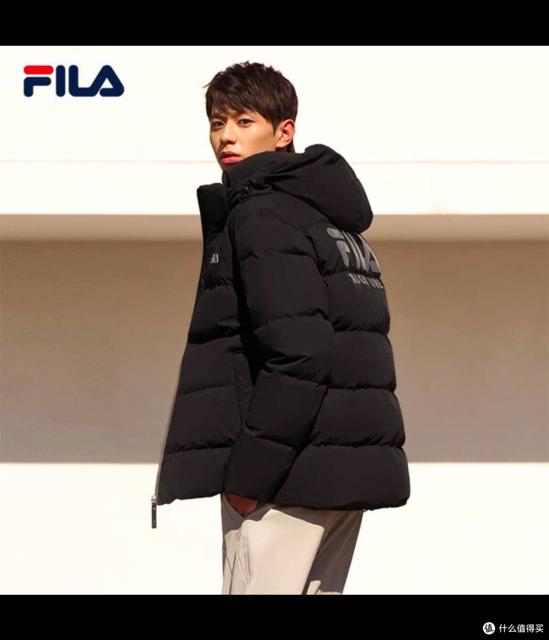 FILA斐乐羽绒服,户外日常保暖潮流之选