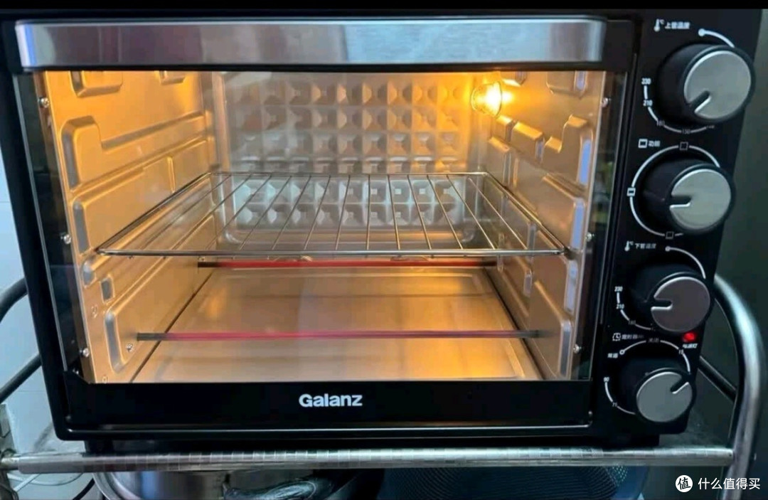 格兰仕K40烤箱：40L家用全能王，把烘焙变成日常快乐