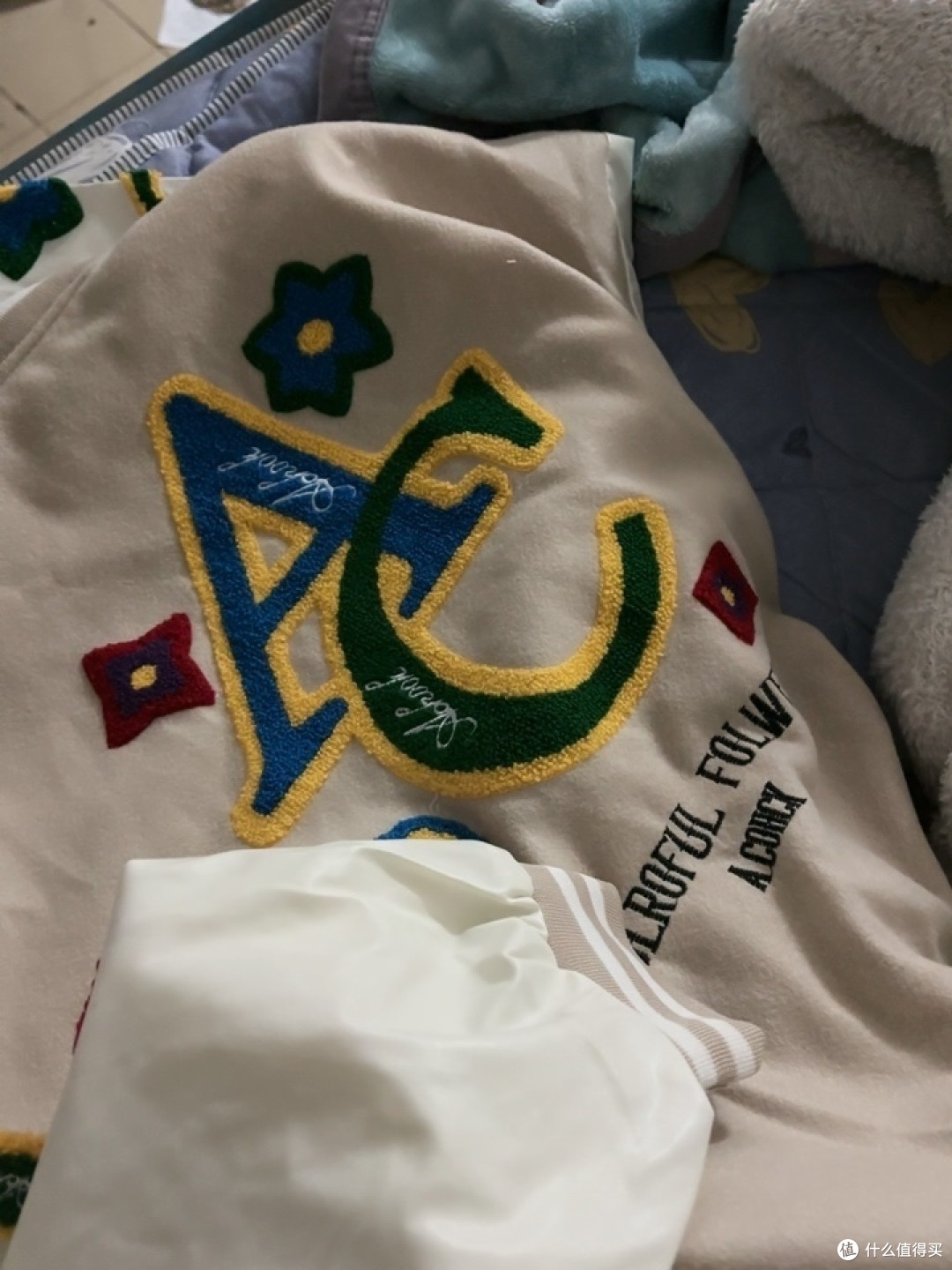 美式复古棒球夹克,春秋穿它超吸睛