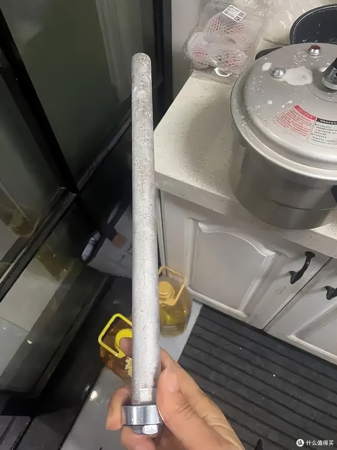 美的电热水器和海尔电热水器哪个好?全方位对比,看完不踩坑!