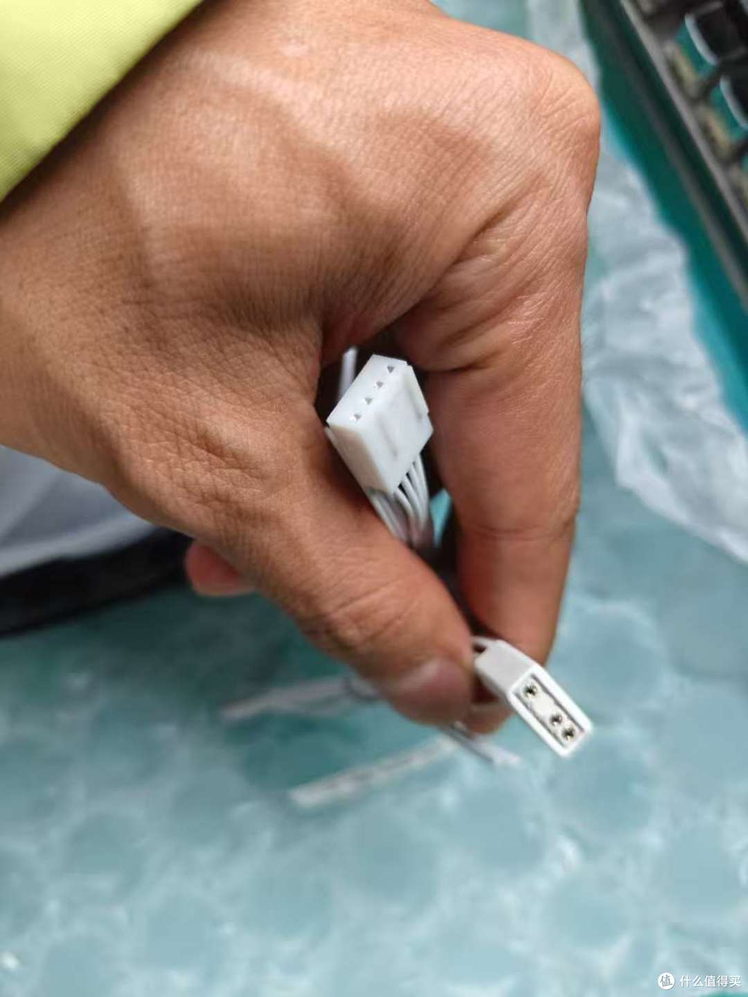 微星MPG D160 ARGB WHITE风扇评测:16cm大尺寸的静音与效能平衡