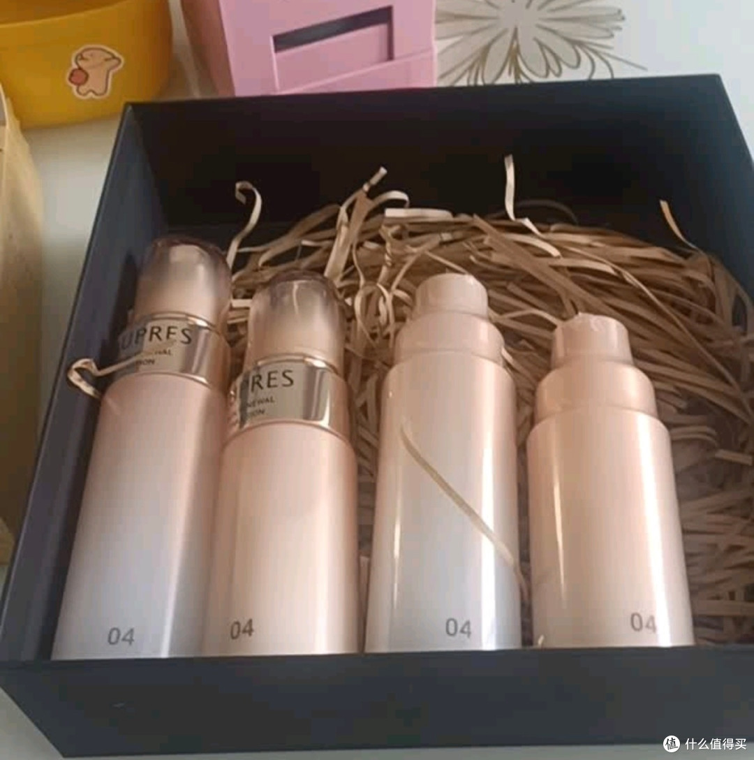 欧珀莱臻源凝时：抗老性价比之选