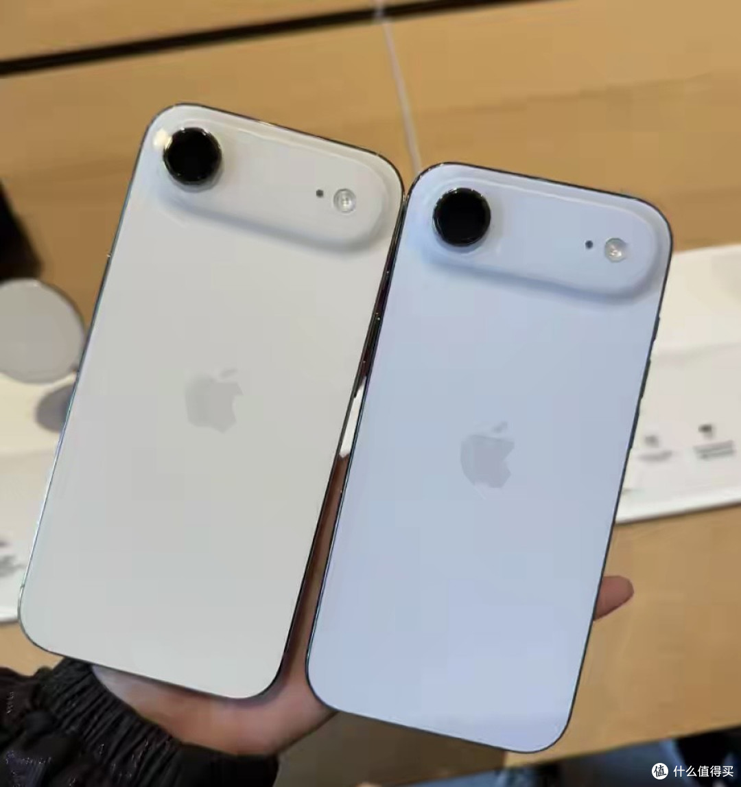 iPhone Air上手感受:特别轻薄手感好,但两个缺点挺纠结!